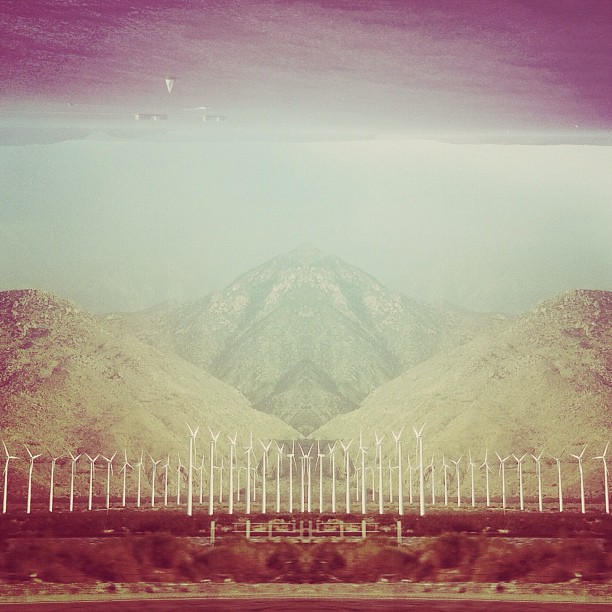 269857389828624775_12249083